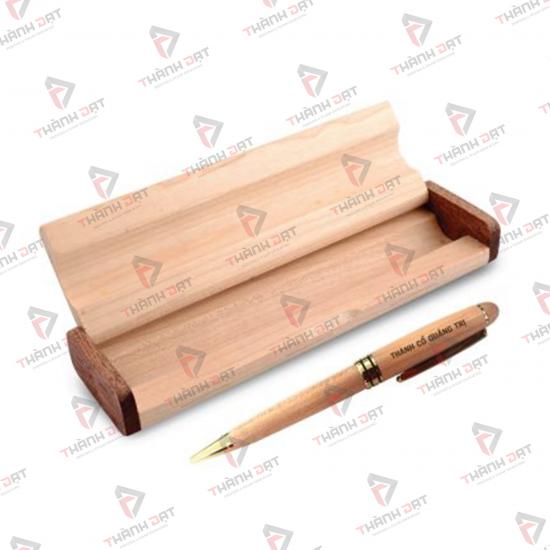 Hộp bút gỗ